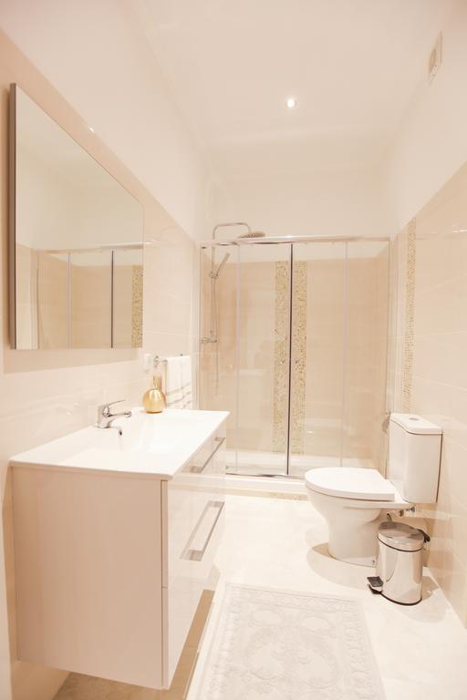 Glamorous Apartment Park Ed VII 리스본 객실 사진